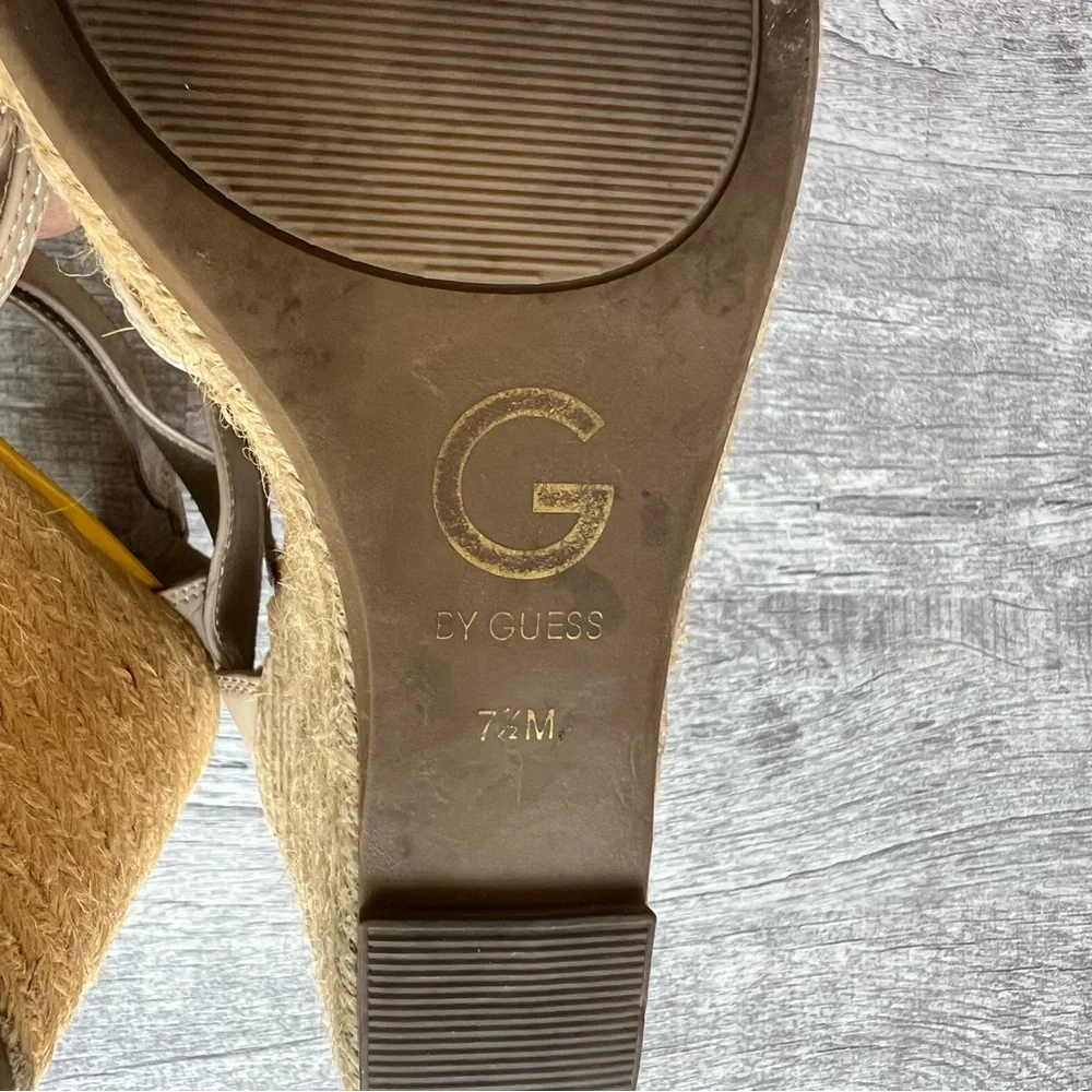 Guess Beige Patent Leather Wedge  Sandals Women's Size 7.5